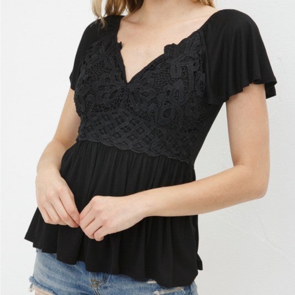 ⭐️ NWT - Blue B. - Black Lace Bralette Top - Women's Small